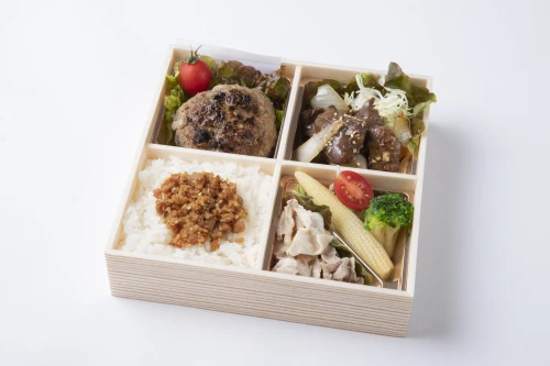 手捏ねハンバーグ&焼肉ハラミ御膳