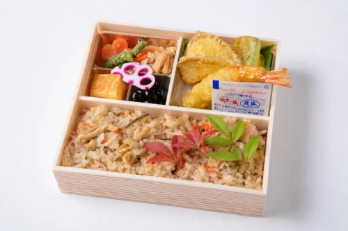 彩り天ぷらの炊き込み御膳