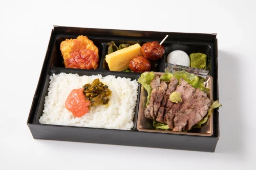 特選黒牛ステーキと明太高菜ご飯の贅沢御膳