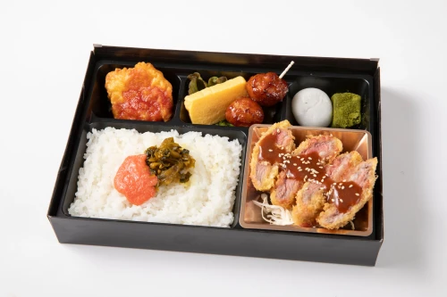 特選黒牛の牛カツと明太高菜ご飯の贅沢御膳
