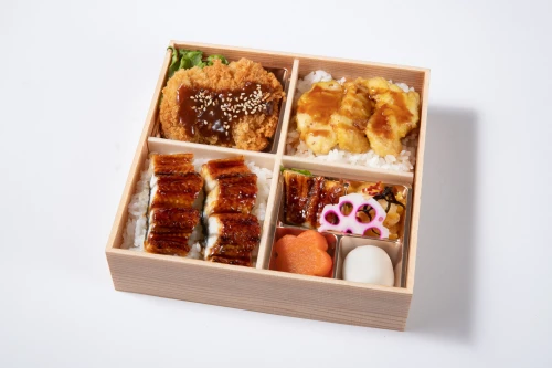 味噌カツと鶏天重・鰻重の贅沢御膳