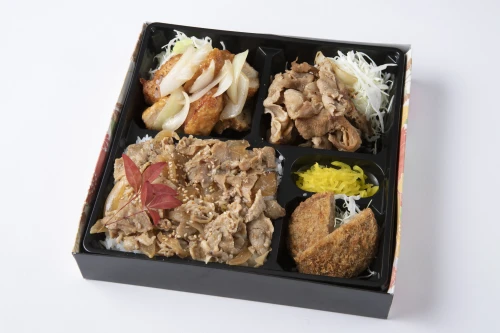 鶏のネギ塩炒め・生姜焼き・メンチカツの焼肉カルビ重