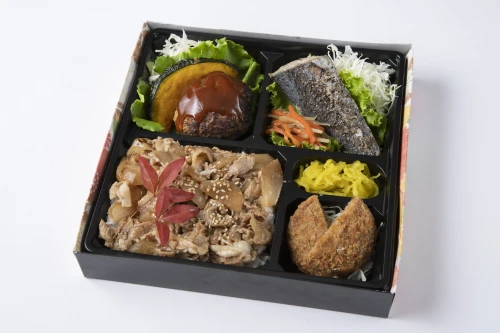自家製デミグラスハンバーグ・季節の魚の西京焼き・メンチカツの焼肉カルビ重