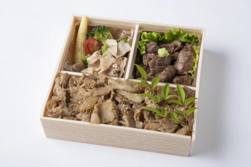 サイコロステーキ＆焼肉カルビ重御膳