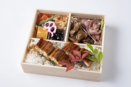 サイコロステーキとローストビーフ御膳【鰻重】